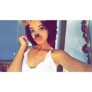 Meet your Posher, Taisha